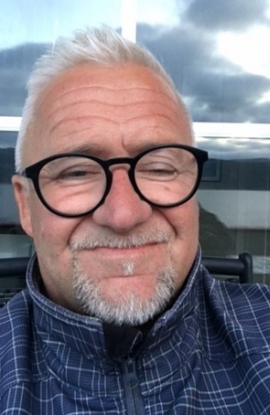 Svein Førde gjev ut ny diktsamling: «Med andre ord − meir feelgood»
