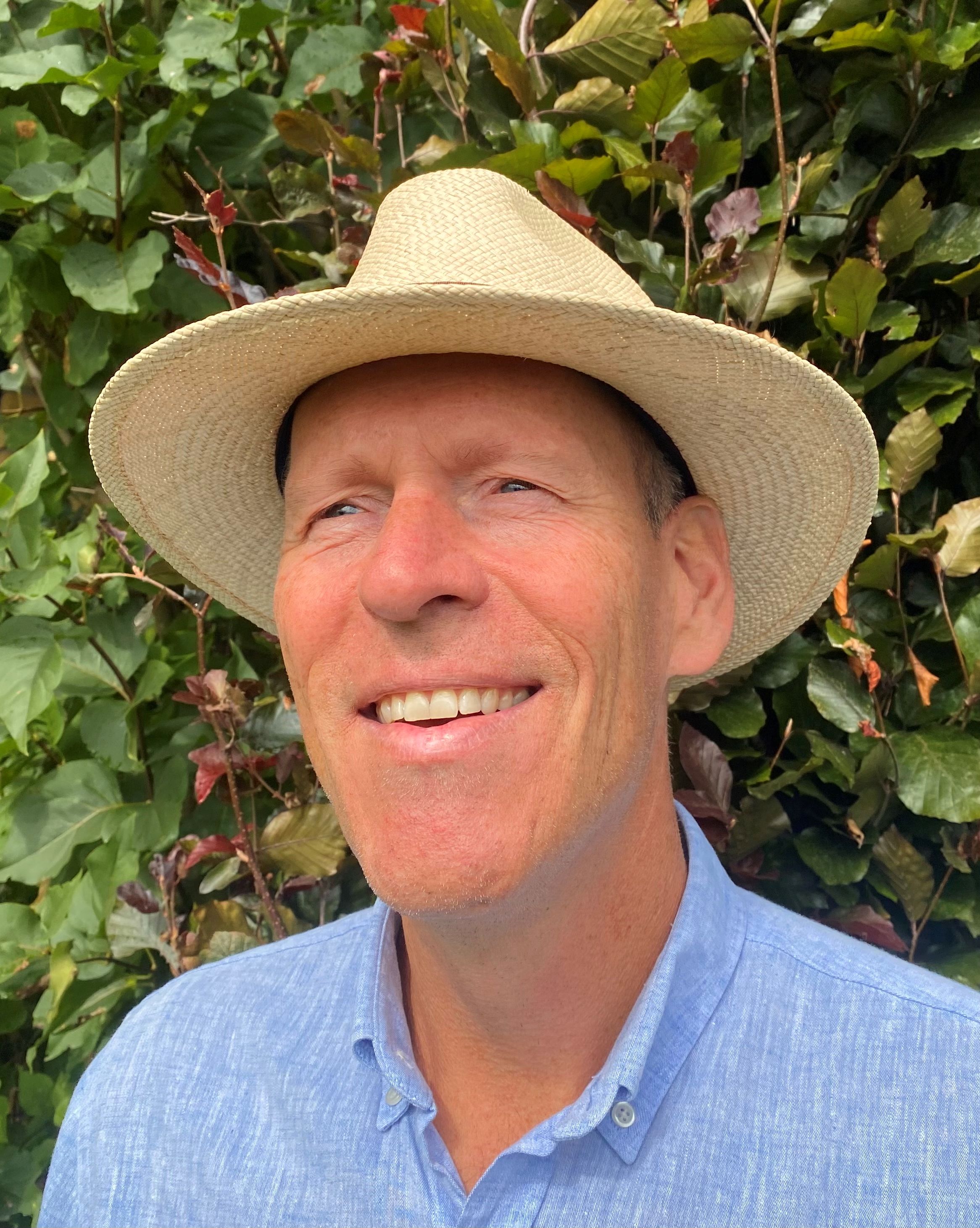 Lege utforsker livets forgjengelighet